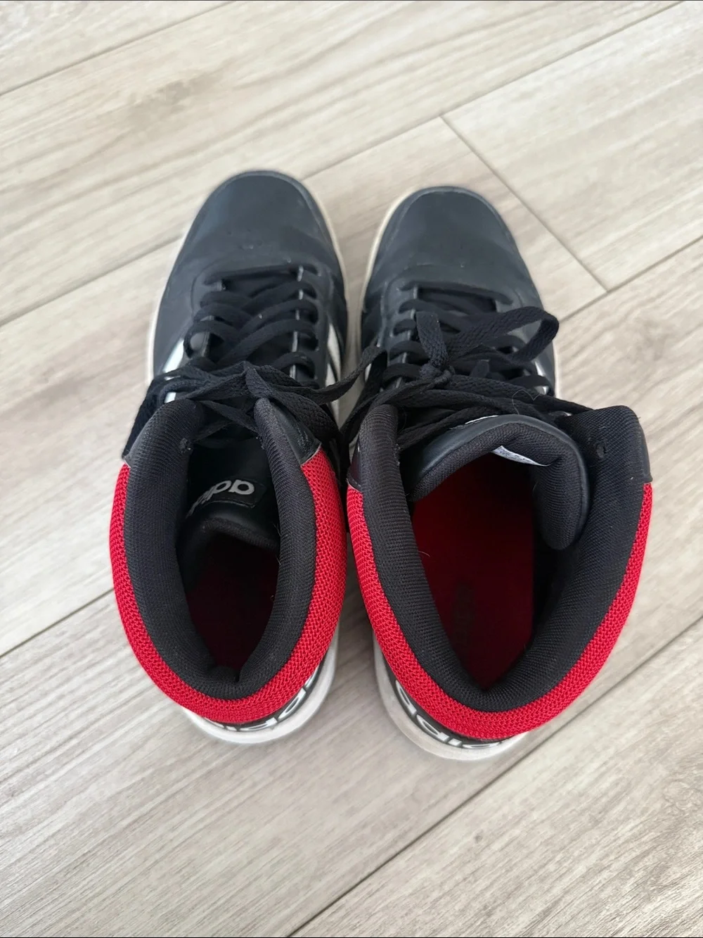 Adidas Men’s Hoops 2.0 Mid Sneakers red/black size 12